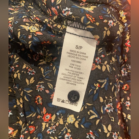 Floral blouse - Picture 5 of 6